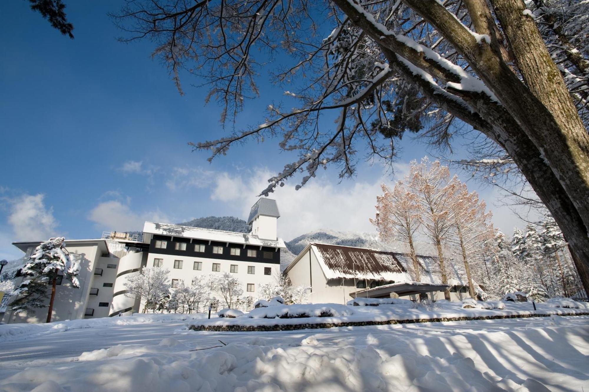 Holiday Inn Resort Shinano-Omachi Kuroyon By Ihg Екстериор снимка